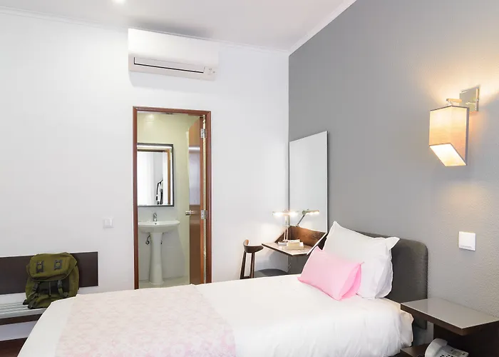 Готель Portuense Лісабон