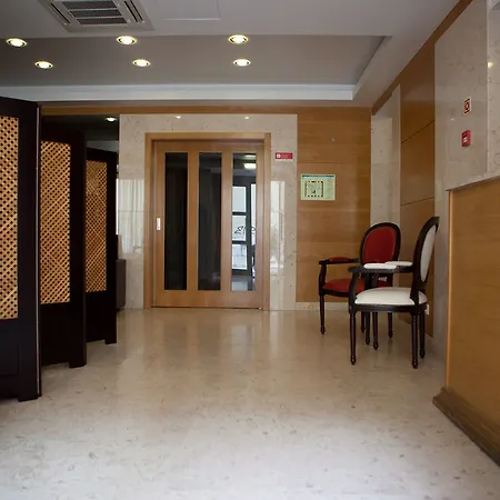 Hotel Portuense 2*